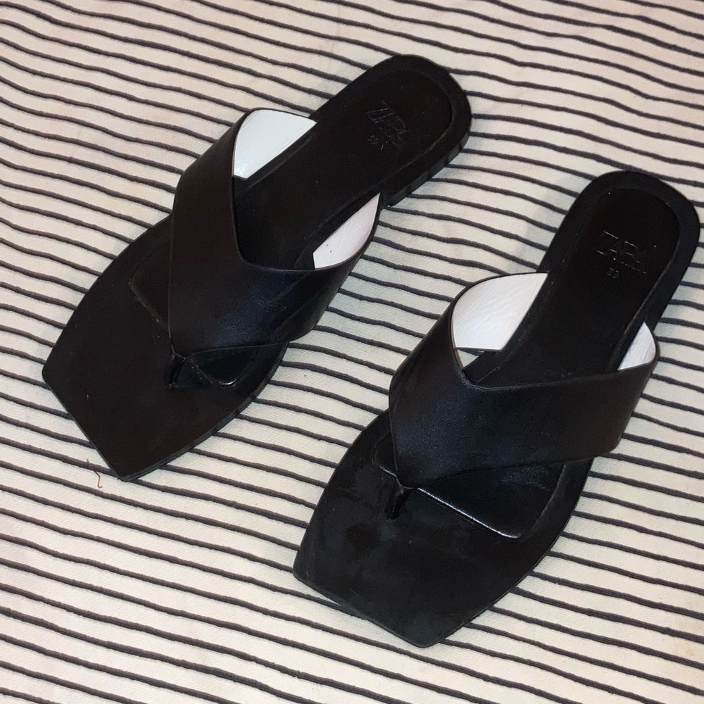 Zara Minimalist Flat Sandals With Square Toe